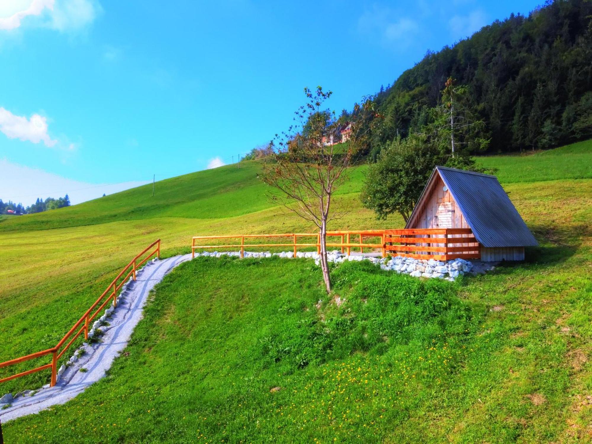 Hotel Glamping Vrhovc Zelezniki Exteriér fotografie